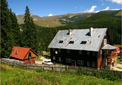 Cazare Padina Pestera