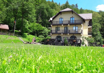 Cazare Cabana Cheile Cetății