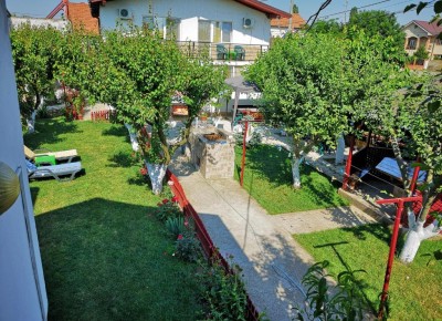 Cazare Casa cu Foisor