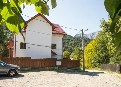 Alojamiento Paraul Rece