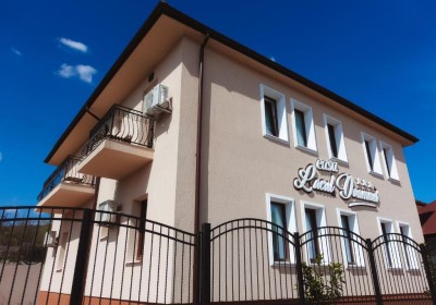 Cazare Casa Lacul Doamnei