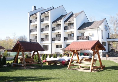 Cazare Pensiunea Casa Doamnei