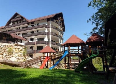 Cazare Pensiunea Vraja Muntelui 2 si 3