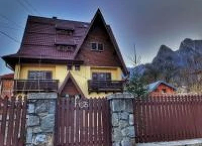 Cazare Padina Pestera