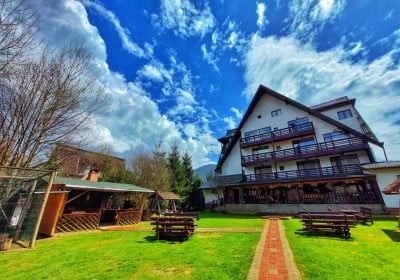 Cazare Pensiunea Greenhouse