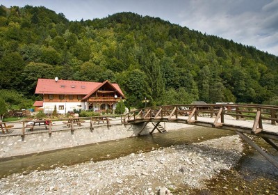 Cazare Cabana Plaiul Foii