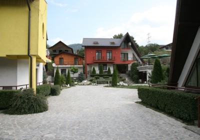 Cazare Complex Turistic Izvorul cu Păstrăvi