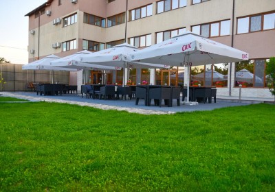Cazare Hotel Delta Est