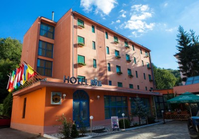 Cazare Hotel Rex