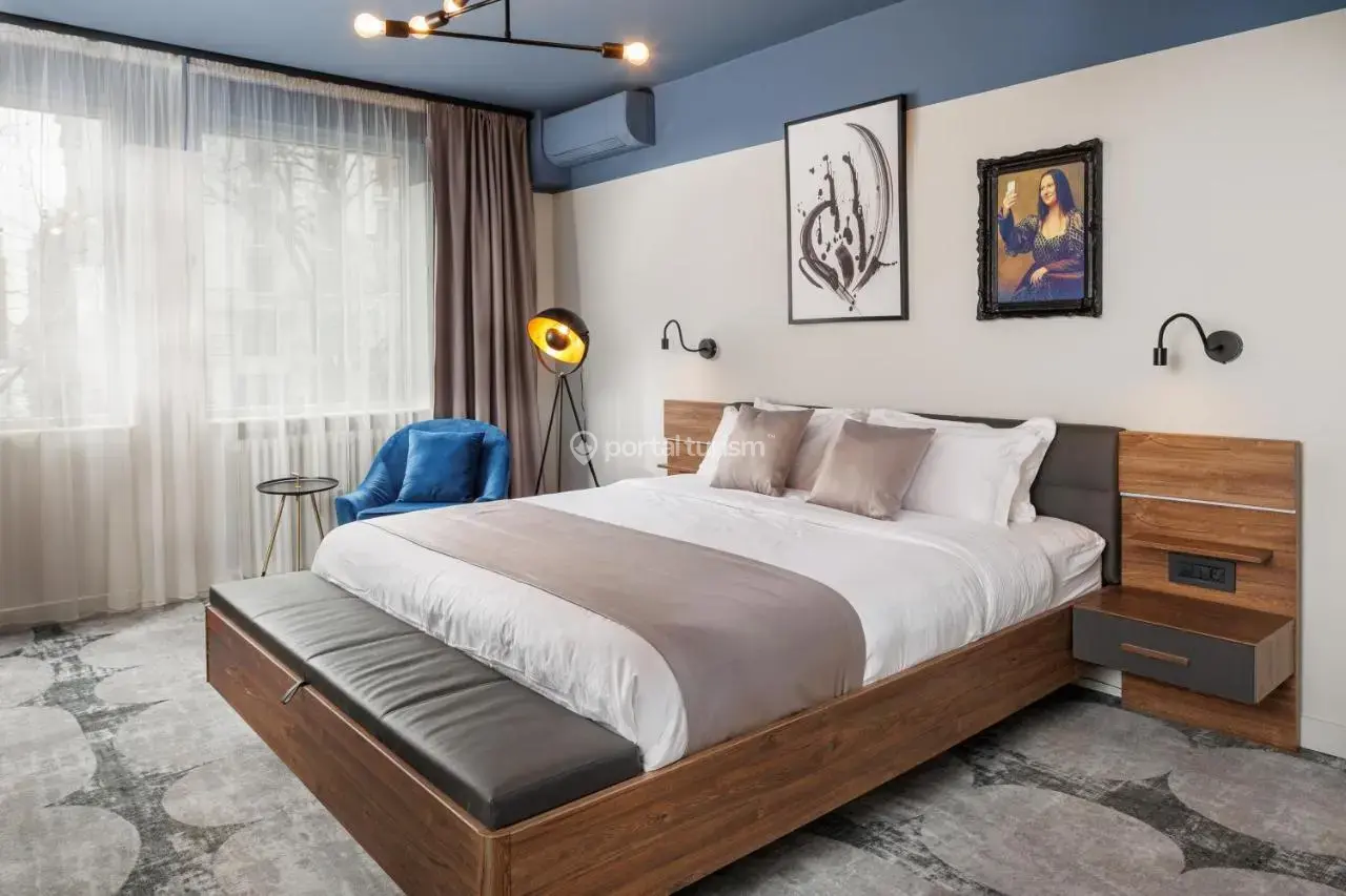 Bucharest Comfort Suites Hotel