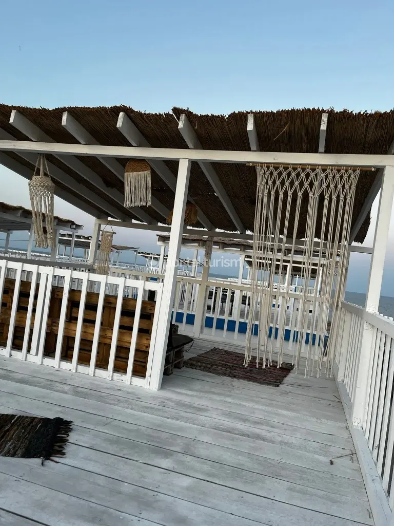 Bungalow-uri White Bungalows