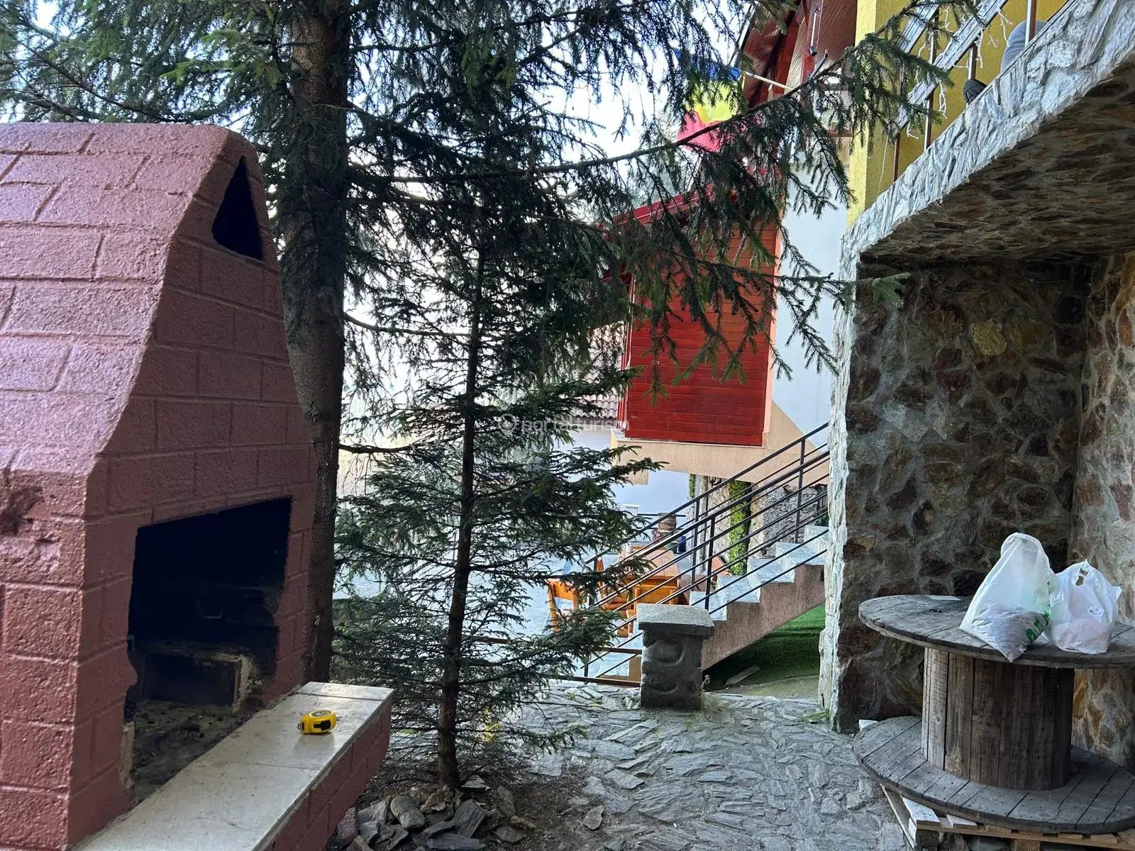 Cabana Carpatic Tour