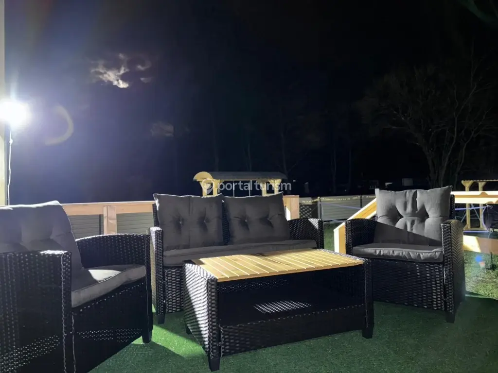 Cabana Chalet Family