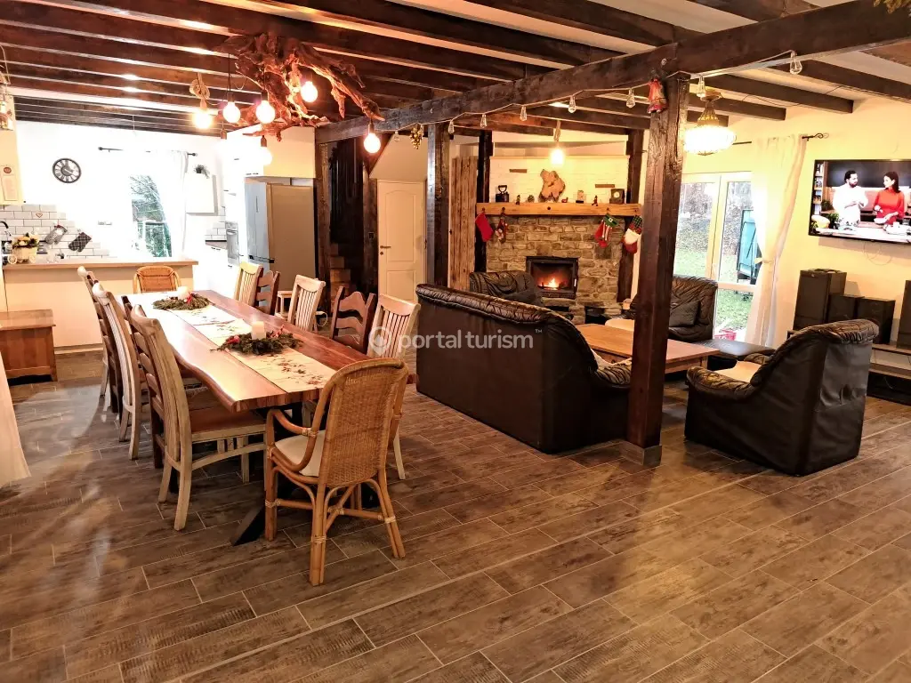 Cabana Holly Sumerna