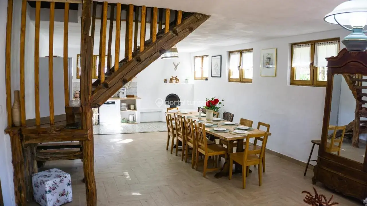 Cabana la Poale de Munte