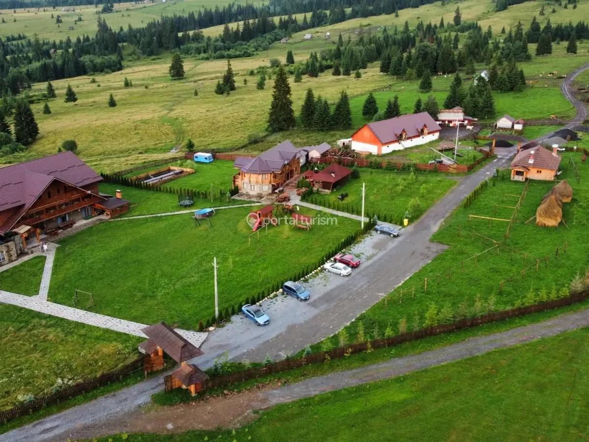 Cabana Poiana Bucovineană