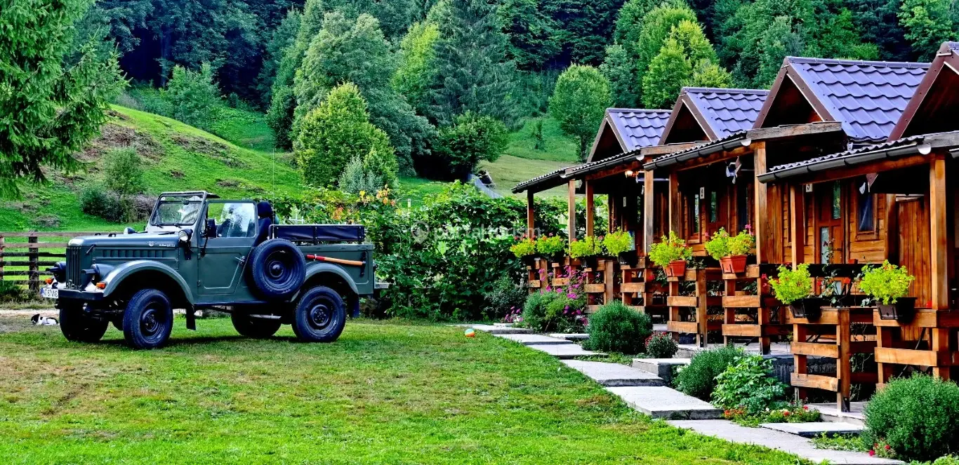 Căbănuțe Poiana Soarelui