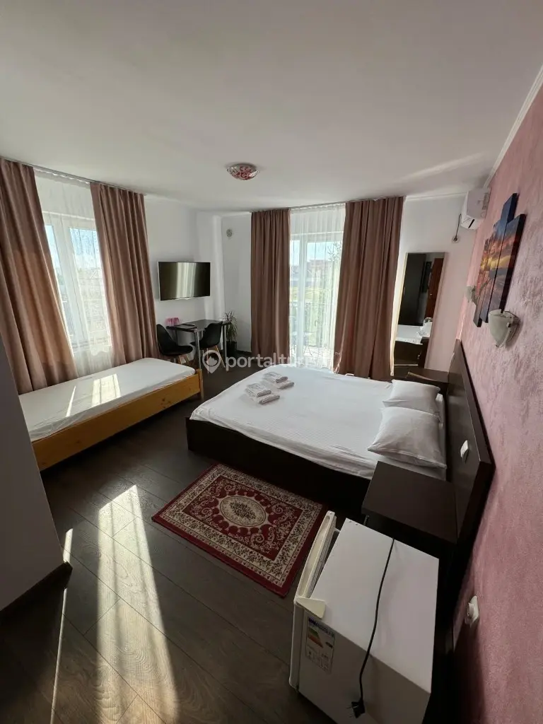 Camere de închiriat Casa Sidor