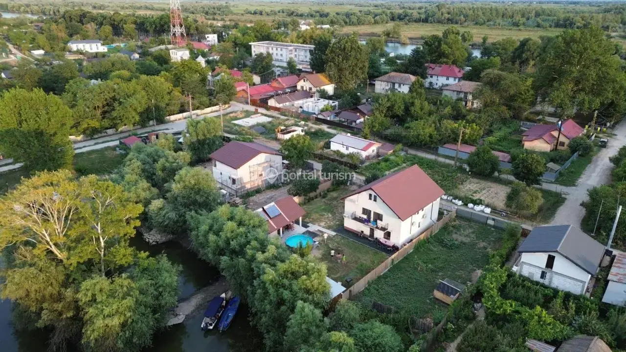 Camere de închiriat Luca