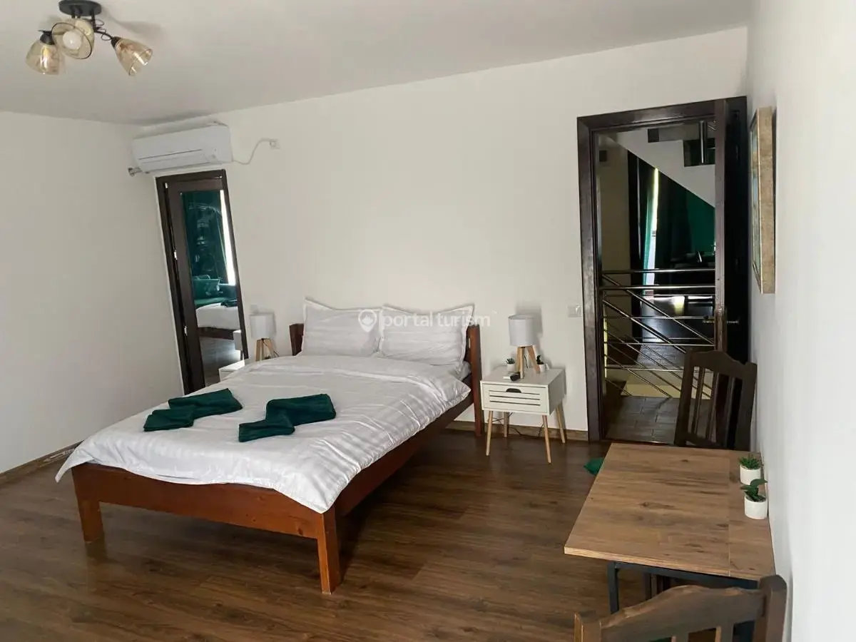 Camere de închiriat Luca