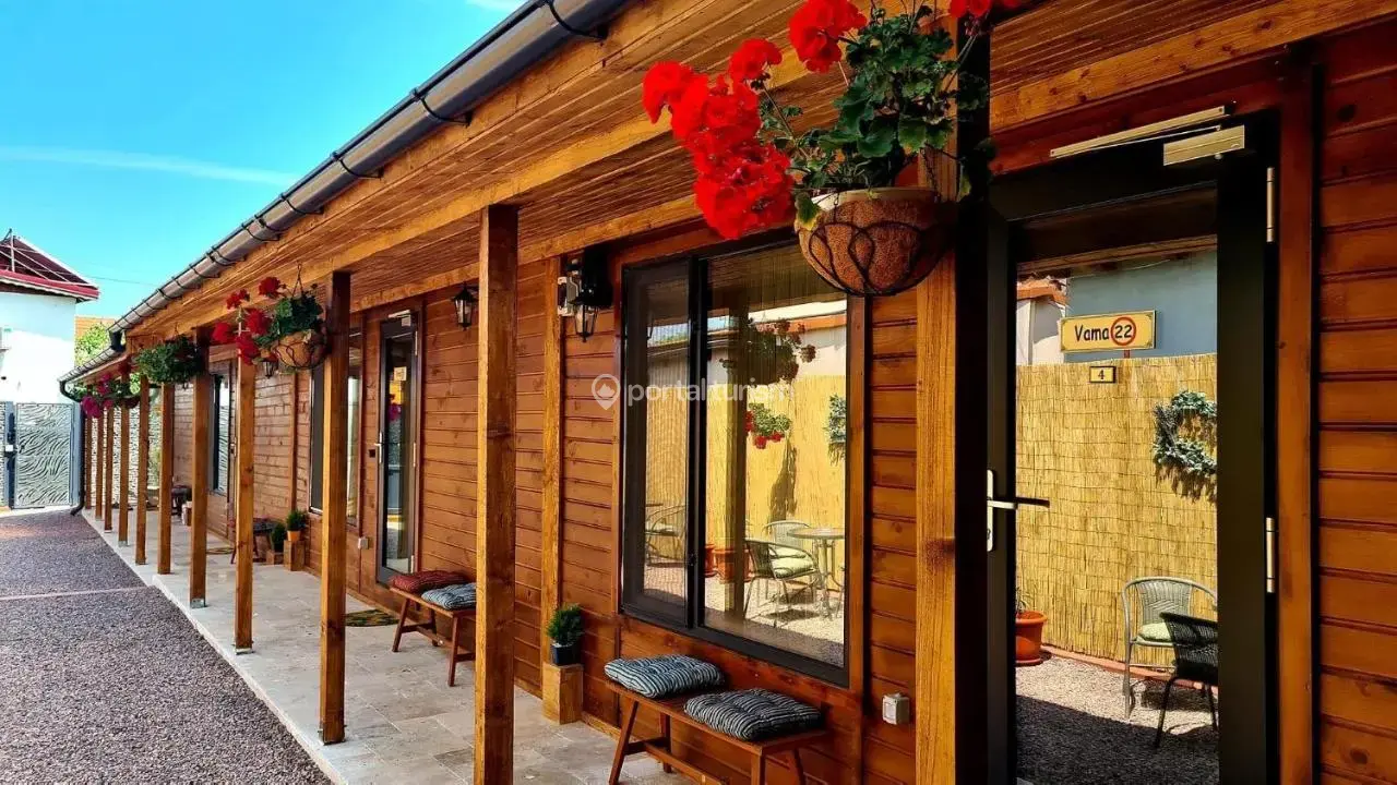 Camere de închiriat Vama 22