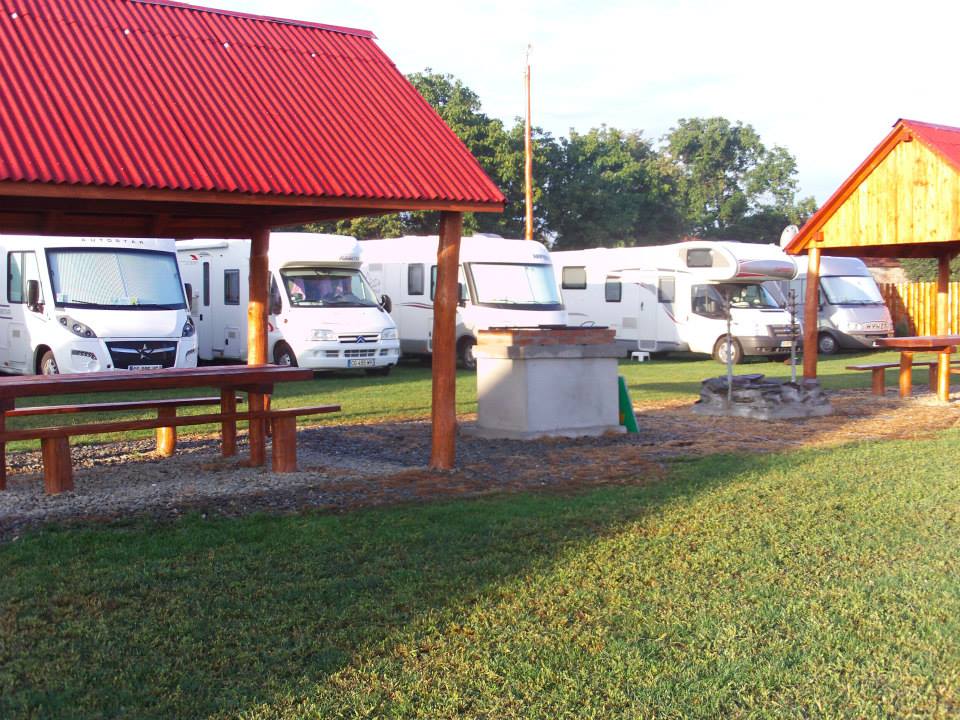 Accommodation Camping Aurora