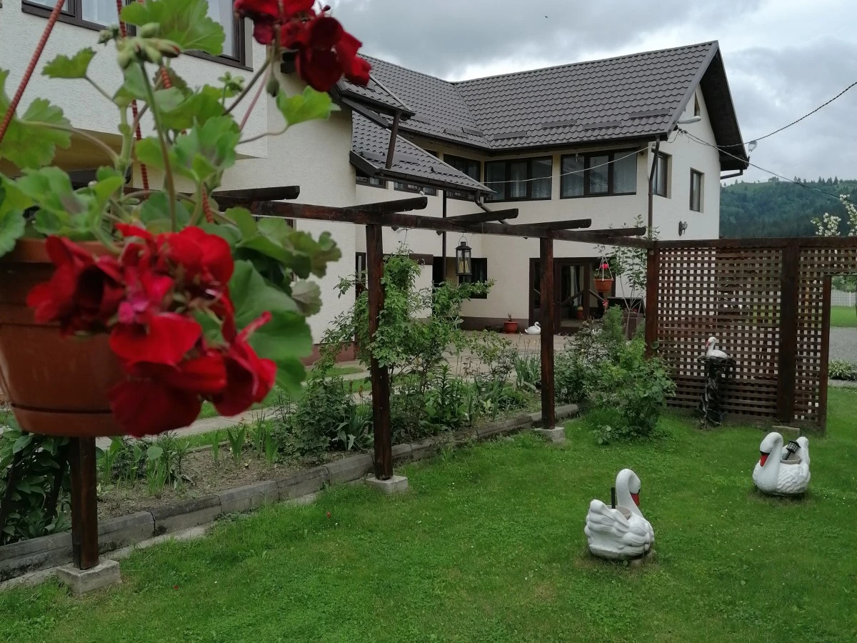 Cazare Fundu Moldovei