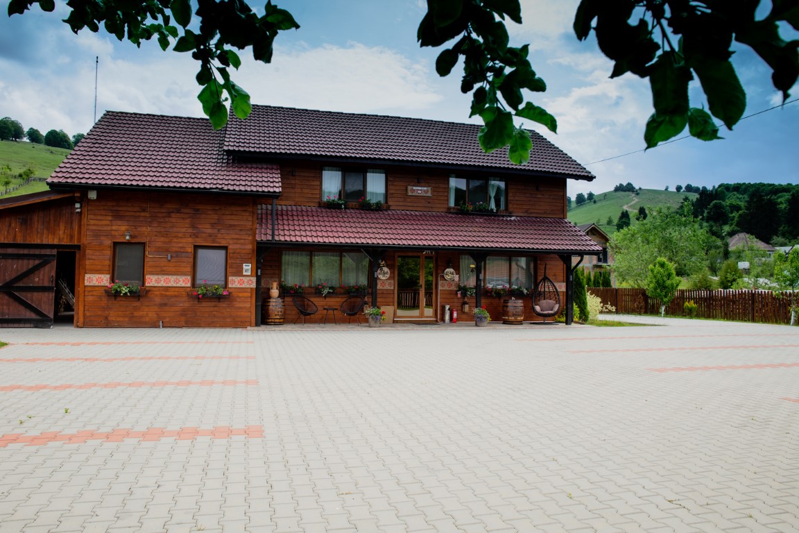 Cazare Casa cu Brâu