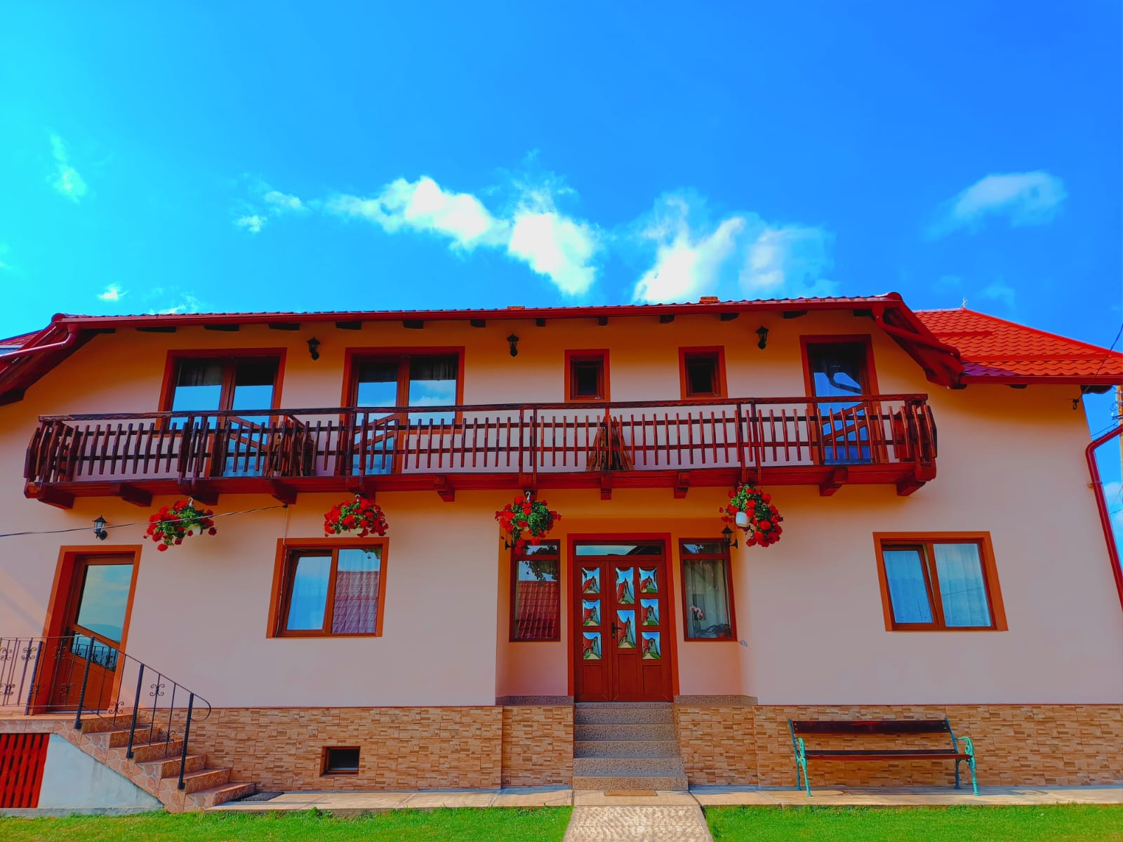 Accommodation Casa Felinarul Munților