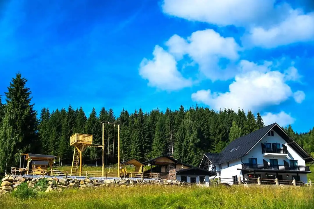 Cazare Izvoarele Sucevei