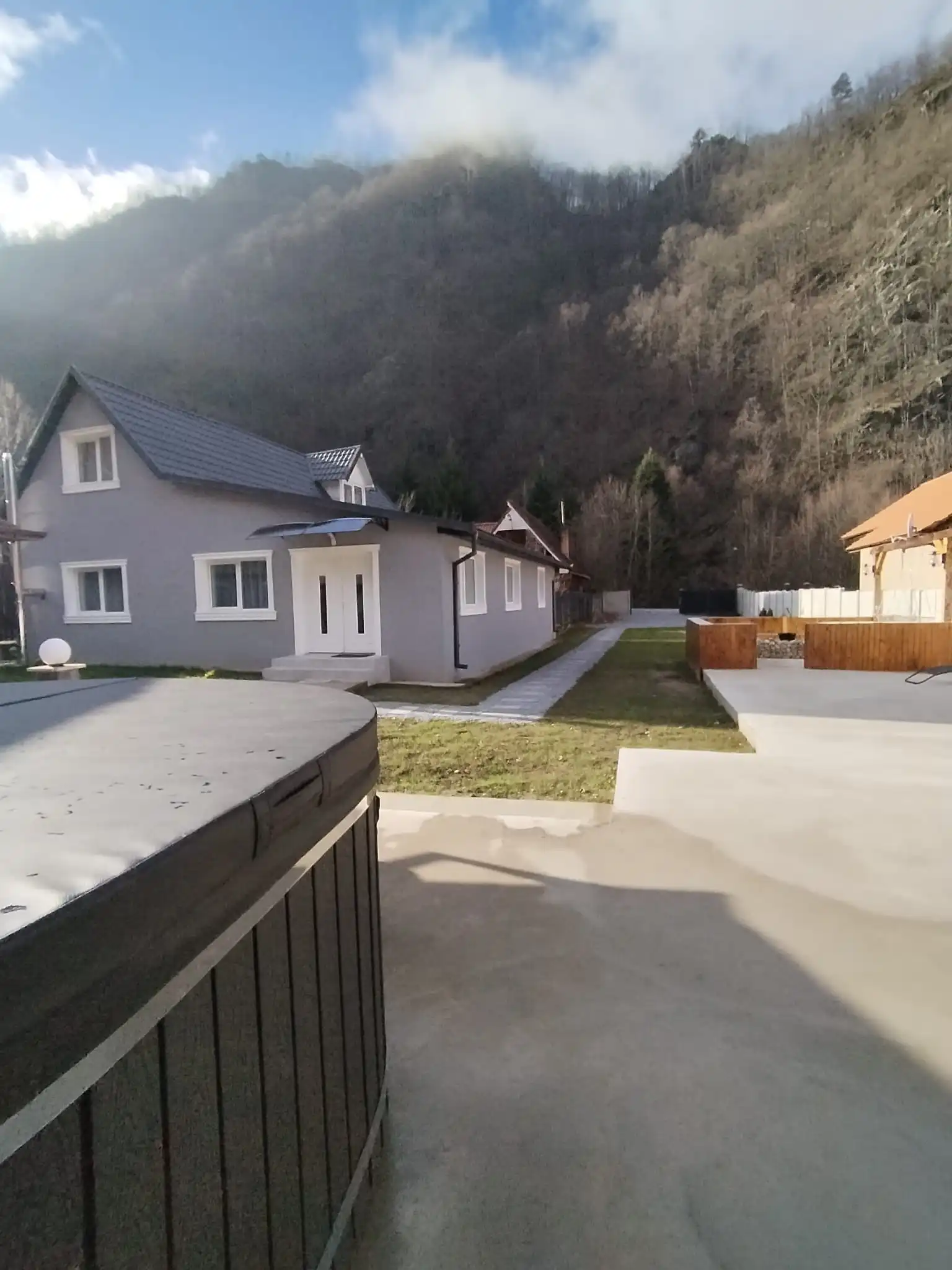 Cazare Salasu De Jos