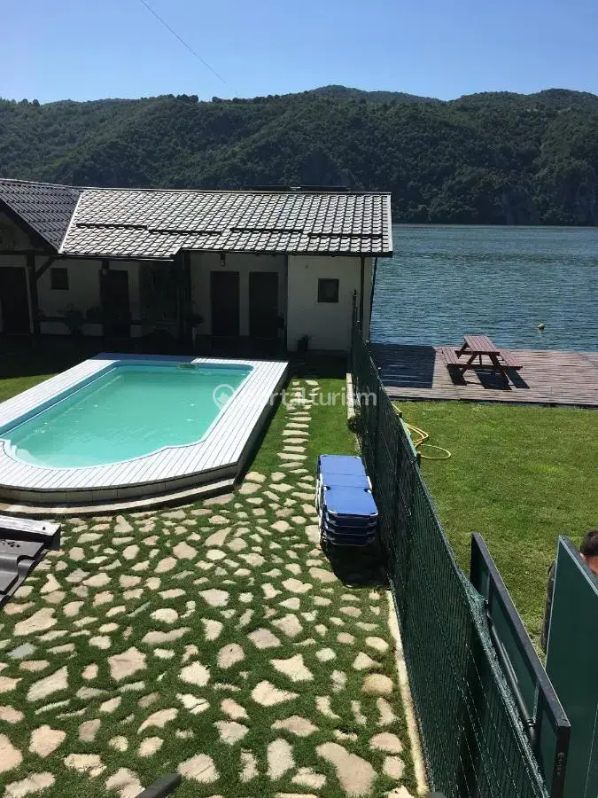 Complex Lacustru Clisura Dunării