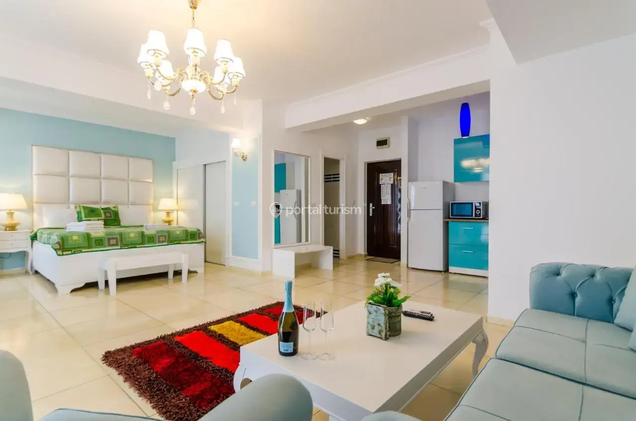 Complex Phoenicia Holiday Resort