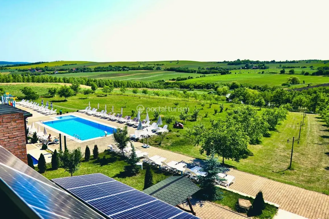 Complex Turistic Valea Caprioarei