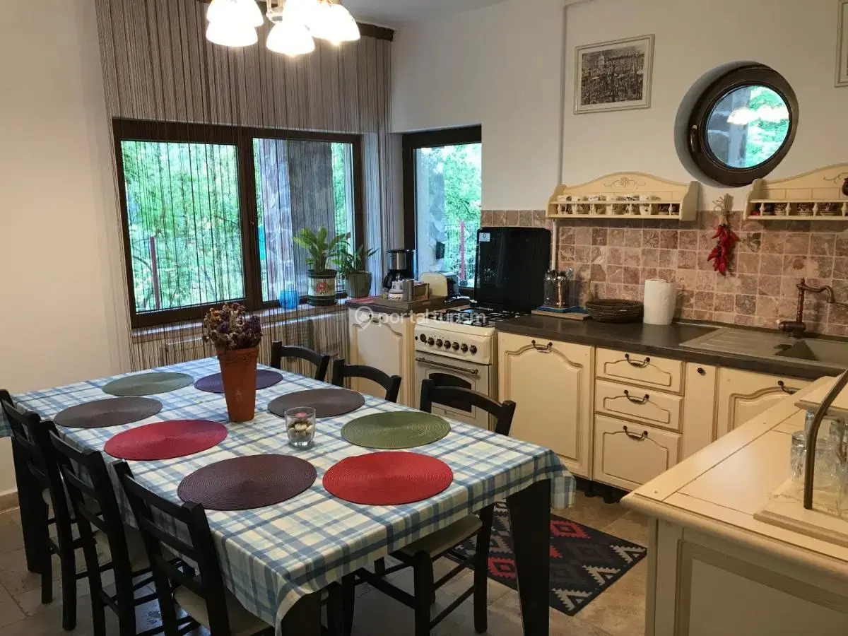 Hotel-Apartament Calea Poienii Penthouse