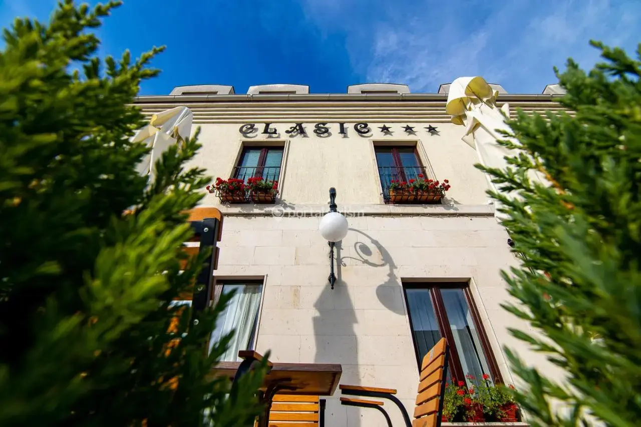 Hotel Clasic