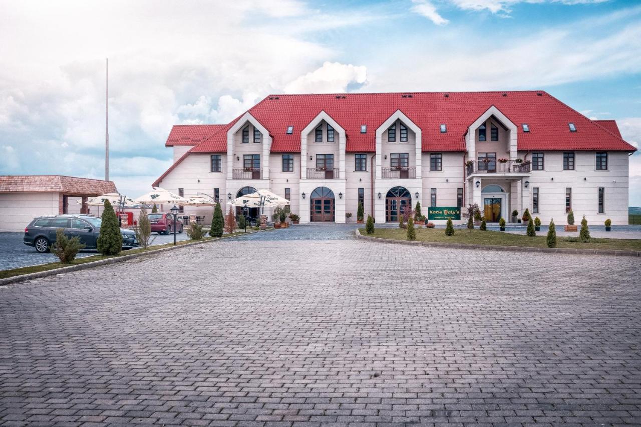 Cazare Hotel Frontier