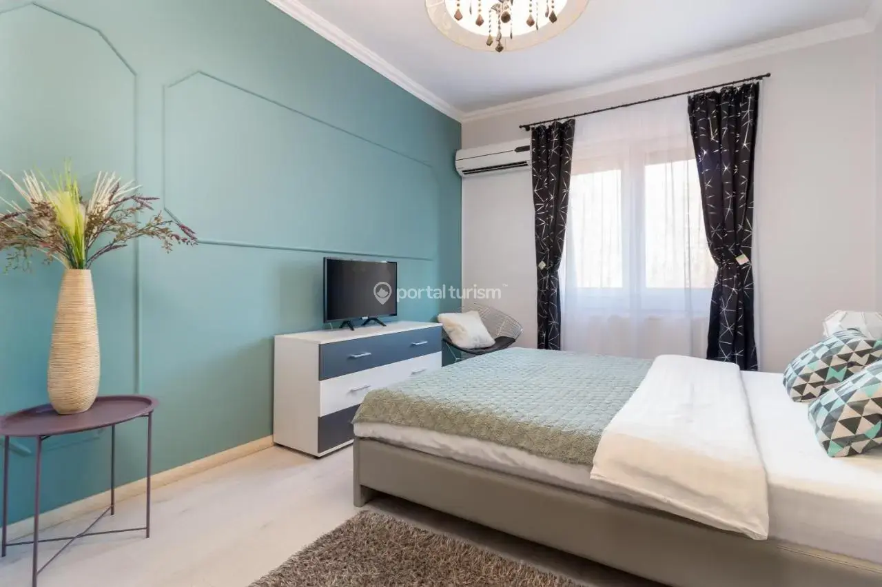 Moonlight Apartments