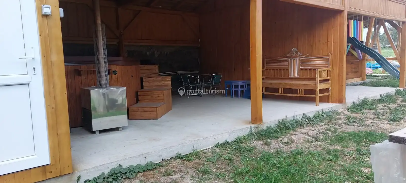 Pensiunea Agroturistică Adela