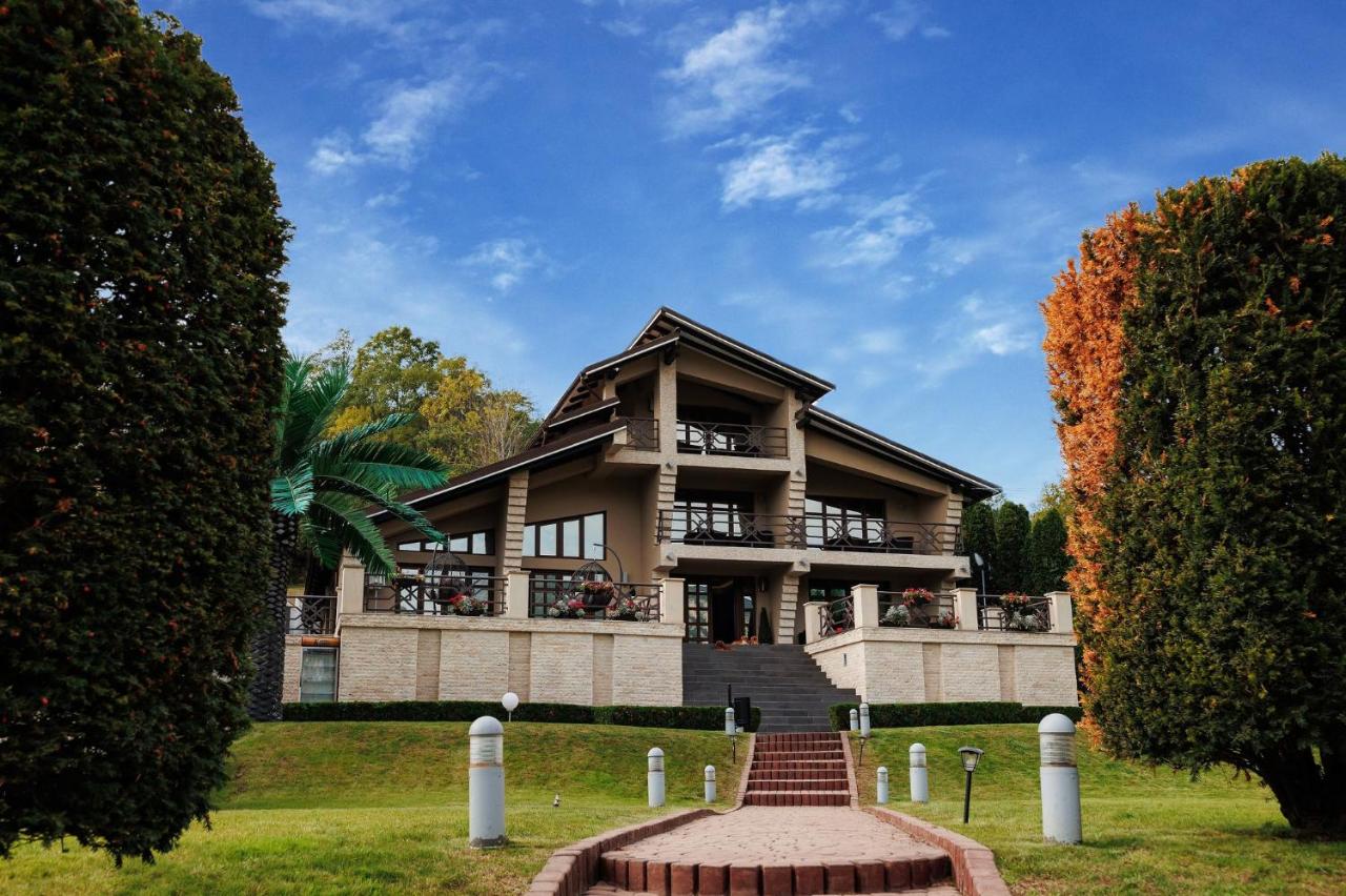 Cazare Pensiunea Anca Resort