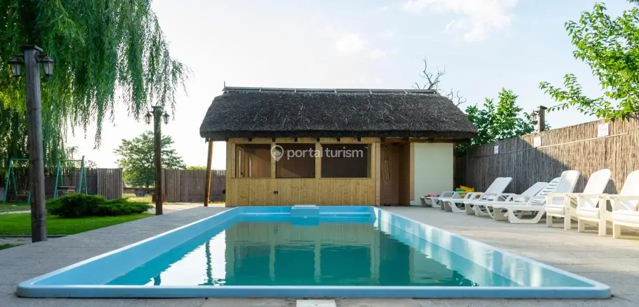 Pensiunea Califarul Alb