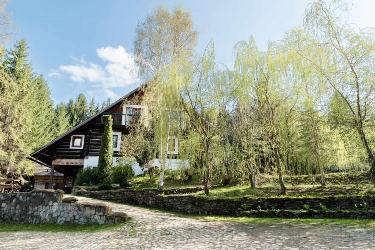 Alojamiento Pensiunea Casa Bunicilor