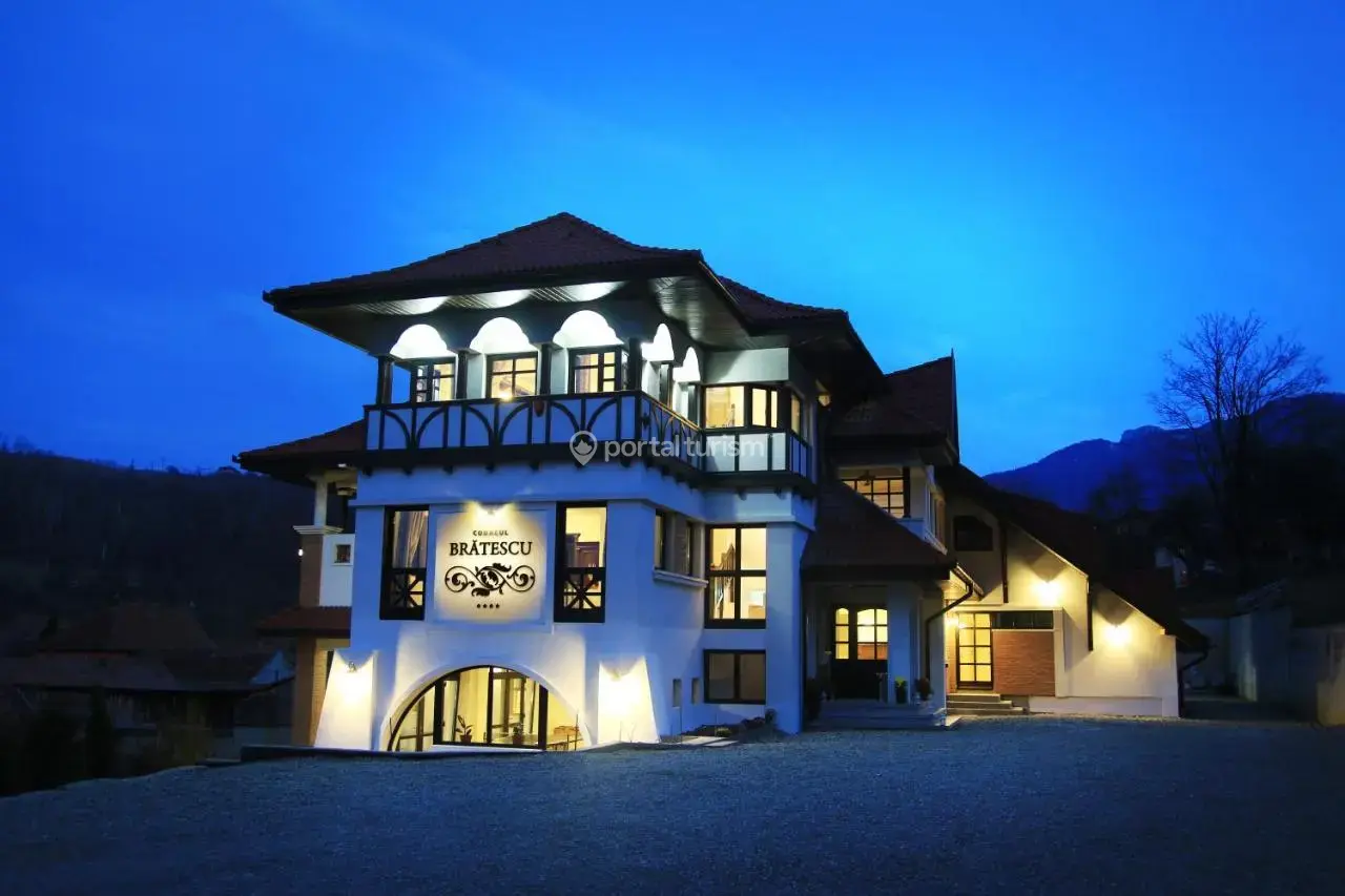 Pensiunea Conacul Brătescu