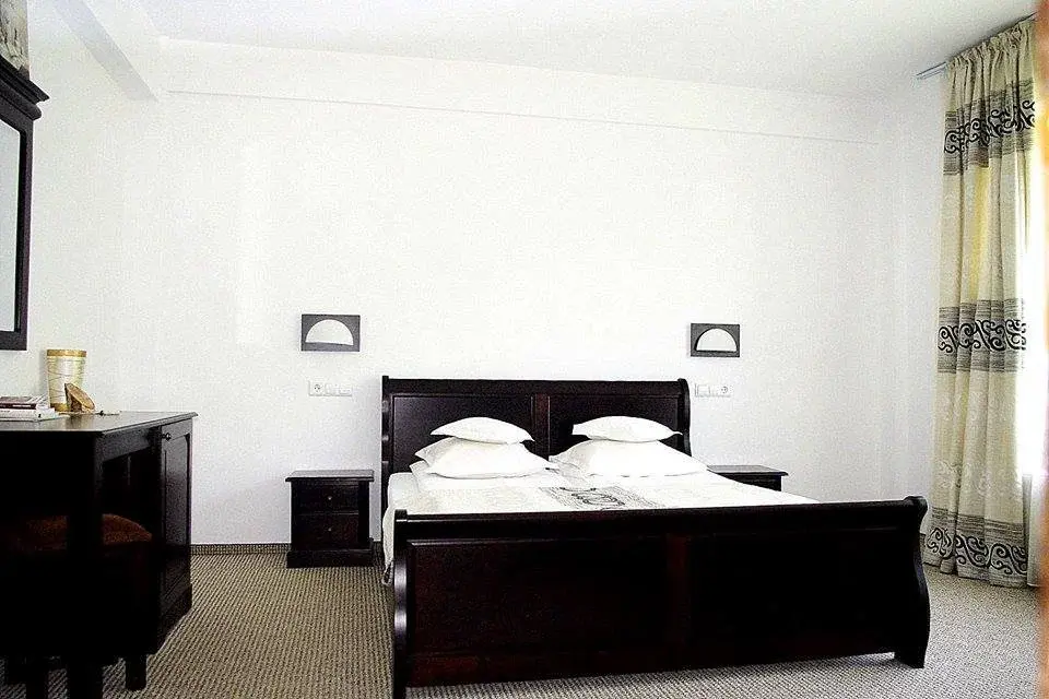 Pensiunea Curtea Brăneană