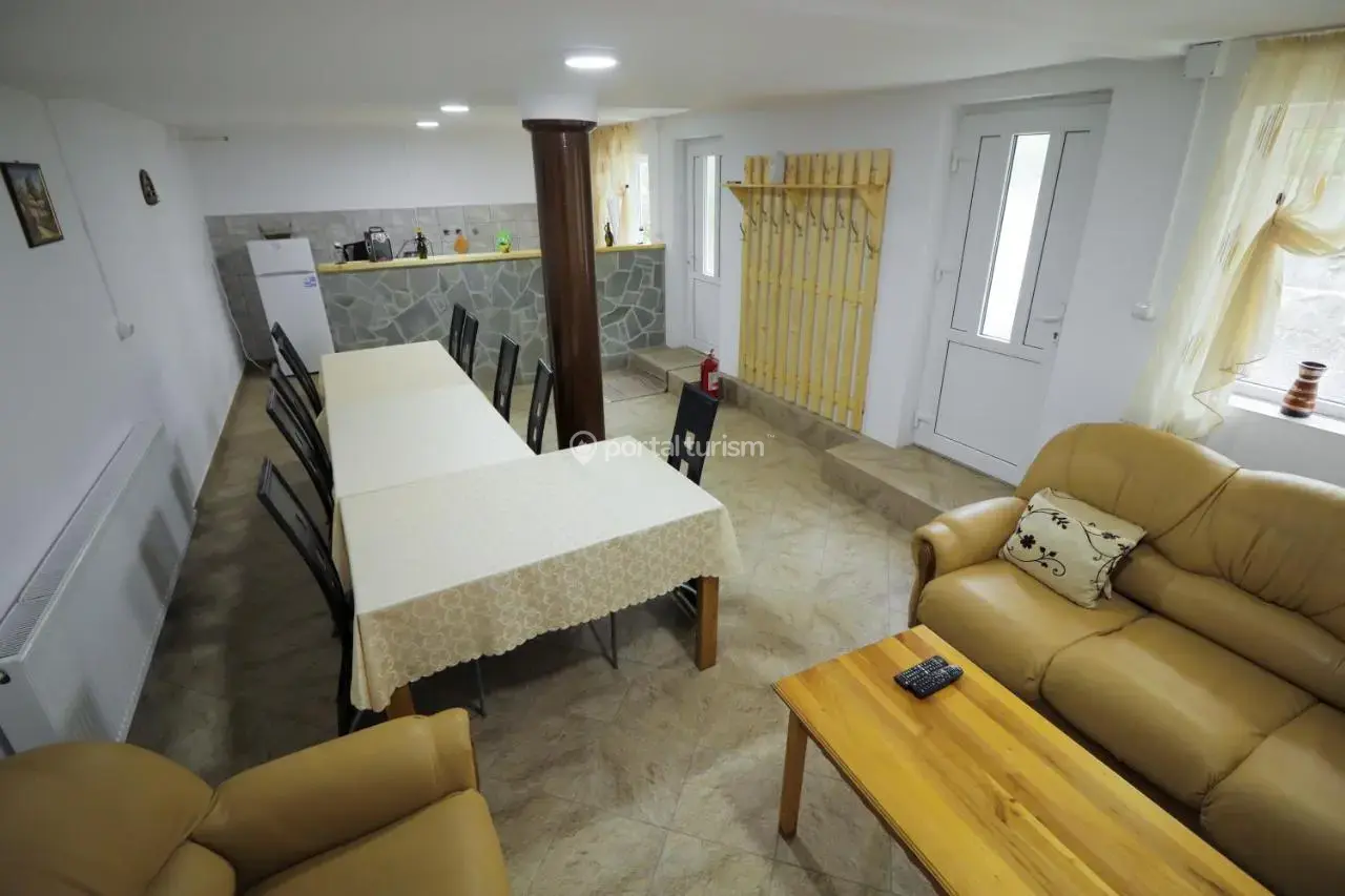 Pensiunea Dana-Maria