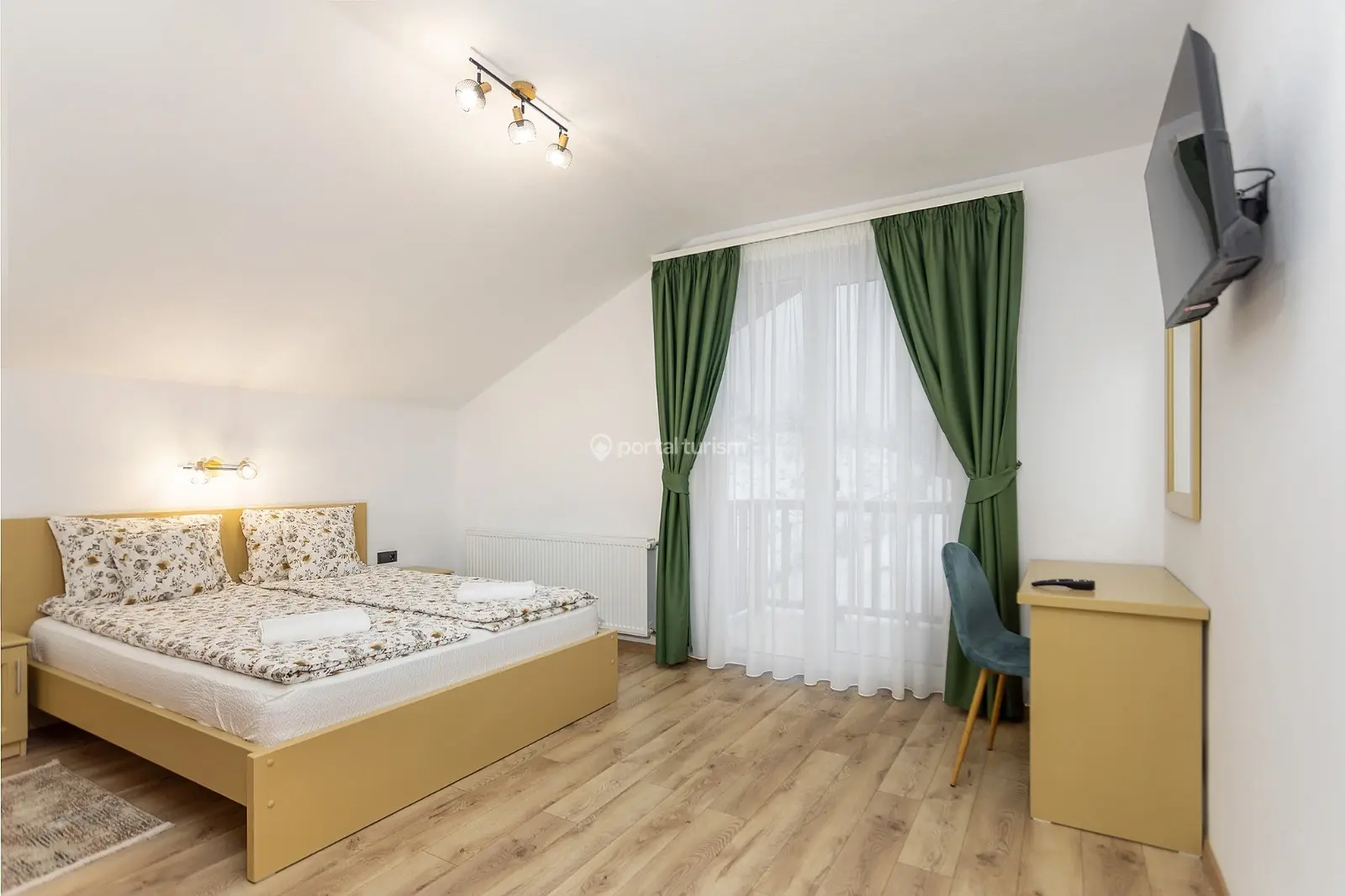 Pensiunea de pe Malul Pârâului 4