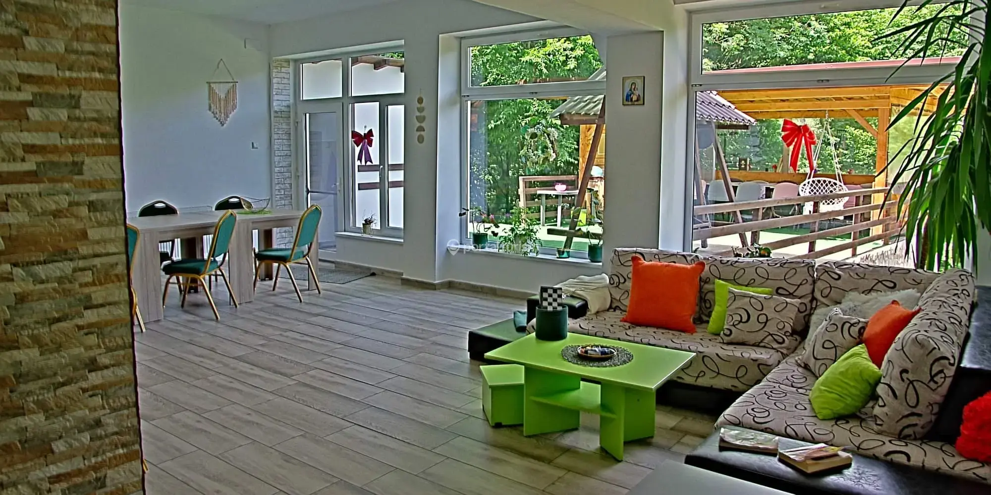 Pensiunea Glasul Pădurii