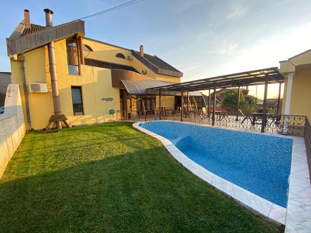 Cazare Pensiunea Imperial