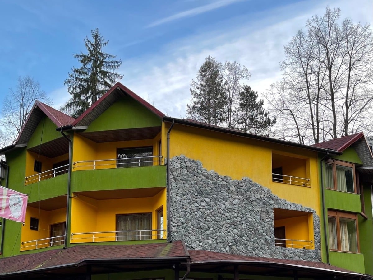 Cazare Pensiunea Izvoare