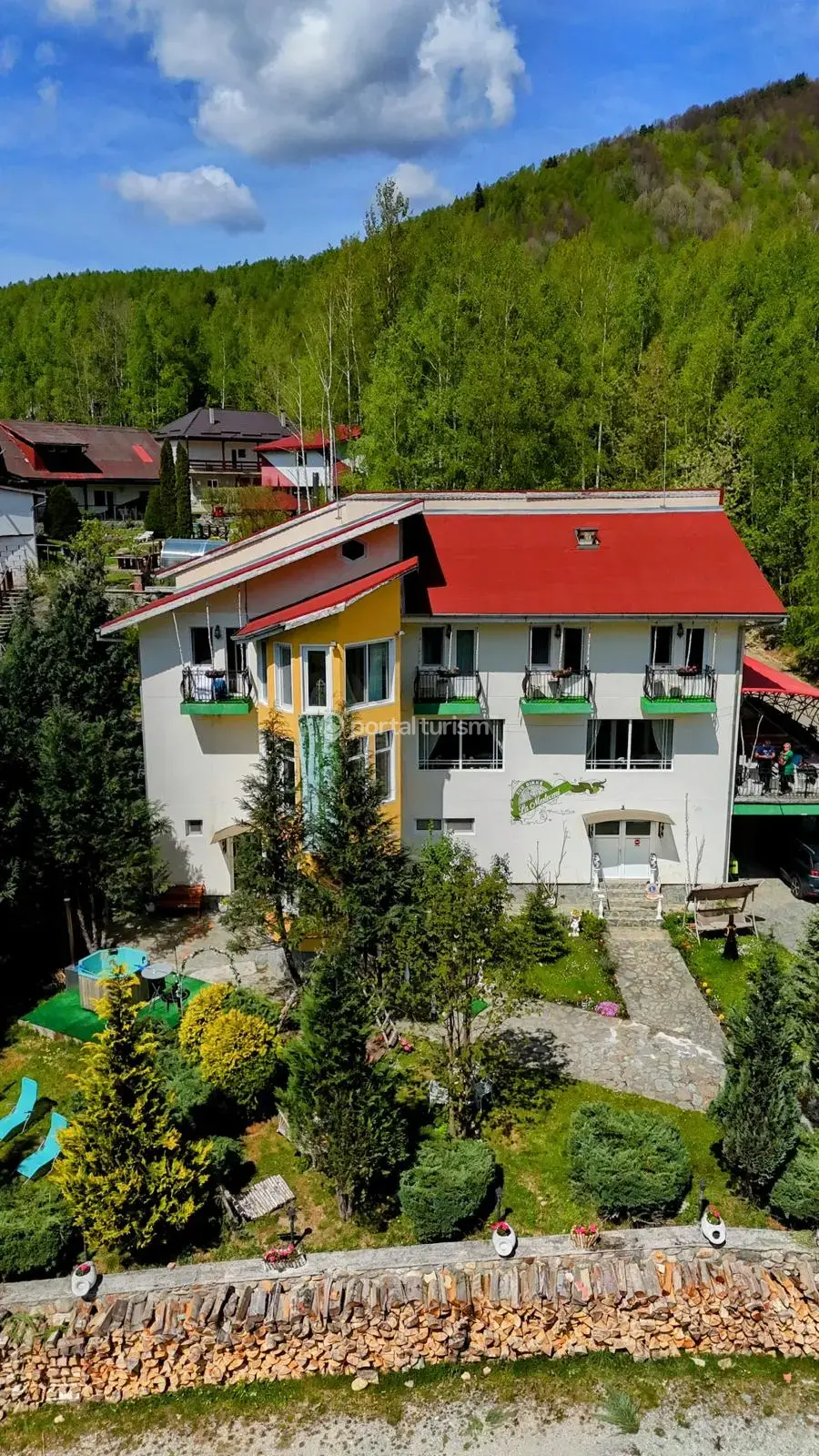 Pensiunea La Mesteceni